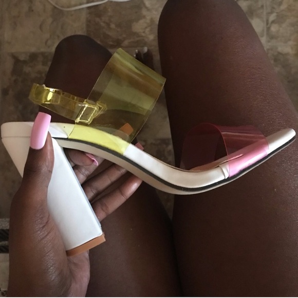 PVC Transparent Strap Chunky High Heels - Picture 2 of 7